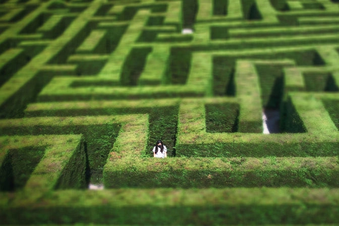 labyrinth672x448